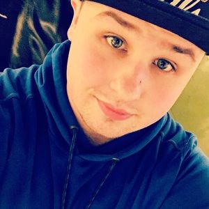 Meet your Posher, Matthew